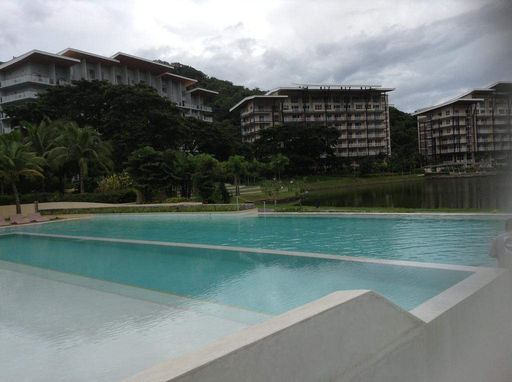 Pico Beach Front Condo Nasugbu Eksteriør bilde