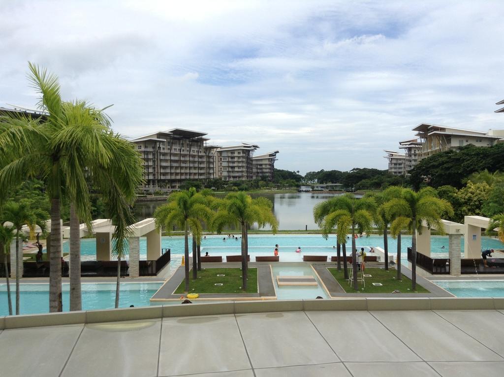 Pico Beach Front Condo Nasugbu Eksteriør bilde